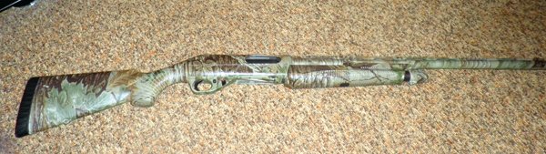 Benelli Criobarrel-camouflage advantage Max-4, Super Black Eagle 2, made in Italy - Calvin Clamme Estate - Farm Equipment & Gun Inventory Auction